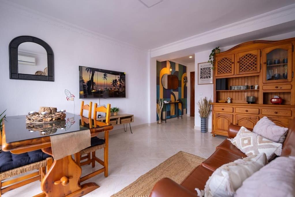Apartamento Chic In Huelva 4 Habitaciones Exterior photo